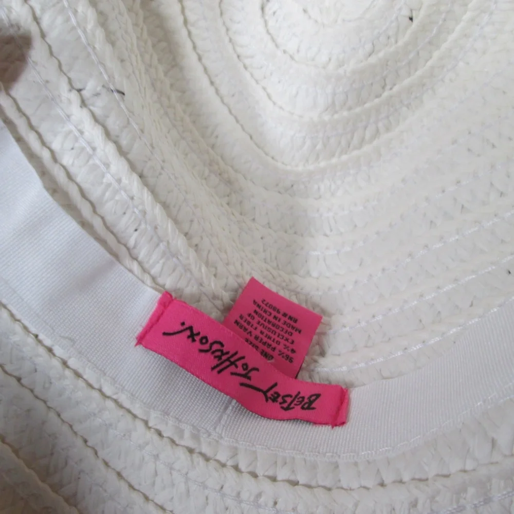 new BETSY JOHNSON white straw hat w/ ribbon - Picture 10 of 13